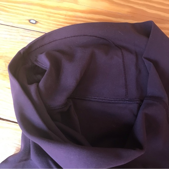 Lululemon Athletica Purple and Black Leggings, EUC, 6 - Picture 11 of 12
